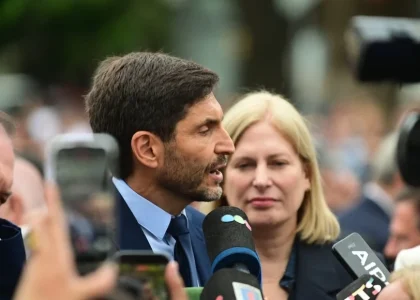 Pullaro contrapone la política productiva de Santa Fe al grito de la agenda nacional