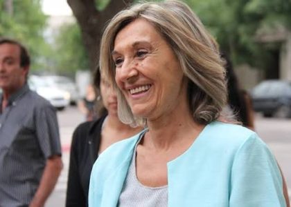 Alicia Mayoral во время институциональной деятельности в должности вице-губернатора La Pampa