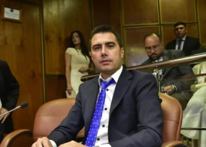 Legisladores do Bloco Bloquista reunidos na Câmara de Deputados de San Juan