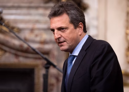 Leaders of Frente Renovador during a federal political meeting