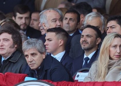 Juan Pablo Valdés durante reunião com autoridades nacionais e governadores de NEA