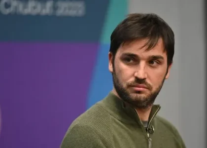 Ignacio Torres 在一次有关 Chubut 的安全与司法会议上