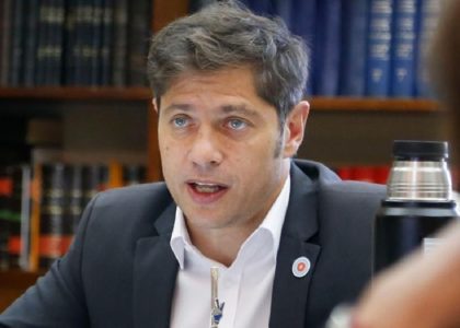 Аксель Кисильоф на пресс-конференции о тарифах и муниципалитетах провинции.