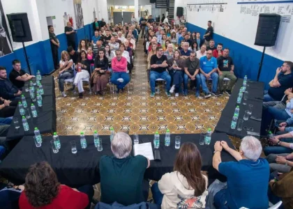 Ziliotto reunió al PJ pampeano entre el llamado a la unidad y ausencias que anticipan la interna